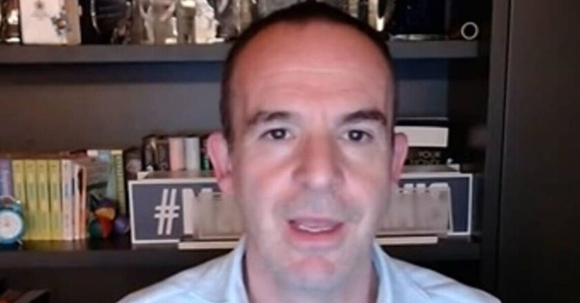 Martin Lewis issues warning to anyone using air fryers instead of ovens | Personal Finance | Finance