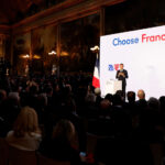 Macron pas opposé à l’hypothèse d’un rachat d’une banque française par une étrangère