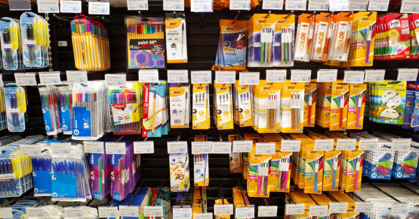 Pour la rentrée scolaire, Bordeaux présente un kit de fournitures gratuites