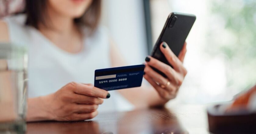 Brits miss out on ‘money’ as reward schemes ‘too confusing’ | Personal Finance | Finance