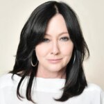 ‘Beverly Hills, 90210’ cast praise Shannen Doherty for being ‘amazing example’ in cancer fight