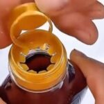 People are only just realising trick to pour sauce without making mess