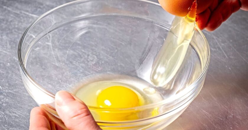 ‘Perfect’ tip to separate eggs easily that people are just finding out