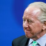 Archie Manning walks back comments about wanting grandson Arch to play for the Cowboys