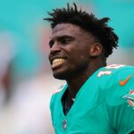 Dolphins’ Tyreek Hill ‘never’ requested a trade in meeting with team brass, GM says