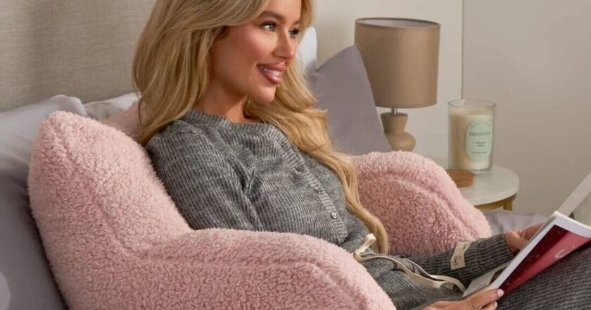 Debenhams’ ‘very relaxing’ fleece cushion feels like being hugged