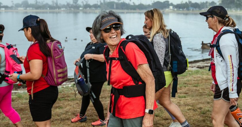 Le rucking, marcher avec un sac lesté, une pratique à la mode mais risquée