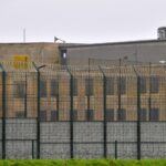 En prison, la bataille perdue contre les téléphones portables : « Ça rentre de partout ! »