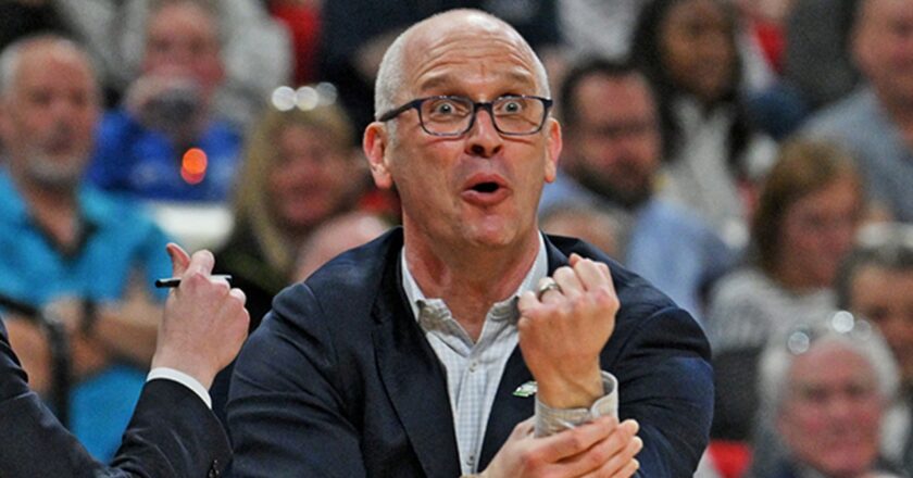 March Madness: UConn’s Dan Hurley takes shot at refs after Florida loss