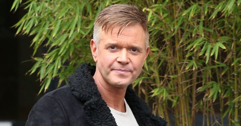 Darren Day on addiction battle and how people thought he was homeless | Music | Entertainment
