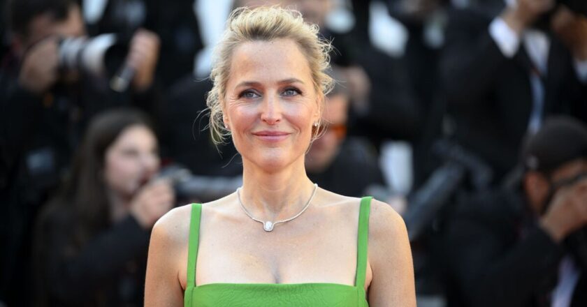 Gillian Anderson shares her favourite books by female authors | Books | Entertainment