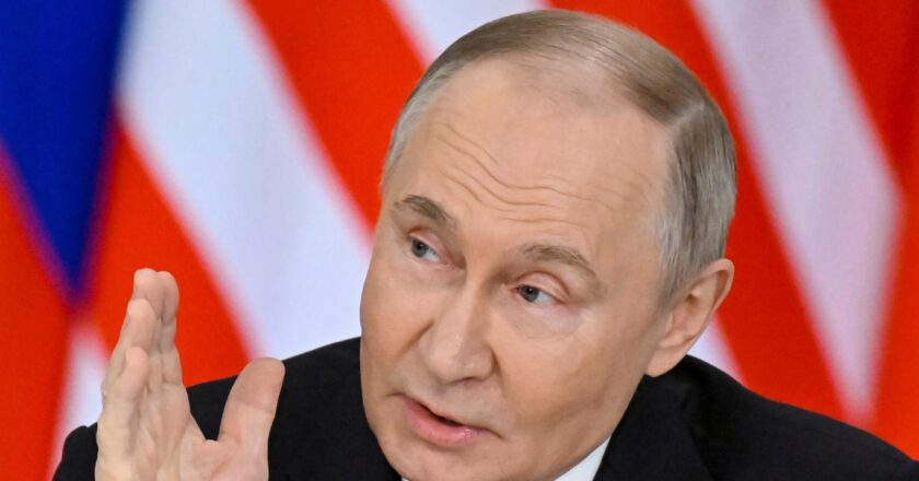 En direct, guerre en Ukraine : Donald Trump prévoit de s’entretenir, lundi, par téléphone avec Vladimir Poutine, puis avec Volodymyr Zelensky
