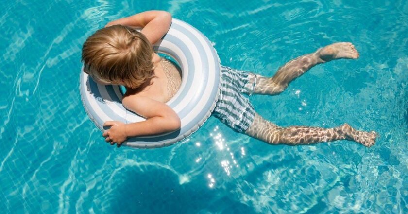 Pool fences and life jackets could save hundreds of lives, CDC estimates