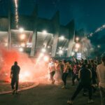 Deux morts et plus de 550 interpellations en marge des célébrations de la victoire du PSG en Ligue des champions ; Emmanuel Macron condamne des violences « inacceptables »