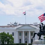 « L’opposition à Trump se trouve face à un autre adversaire : le phénomène de “rassemblement autour du drapeau” »