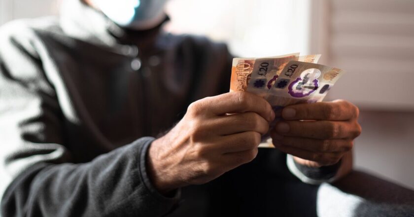 When expanded scheme opens for 2025 as 6 million now get £150 | Personal Finance | Finance