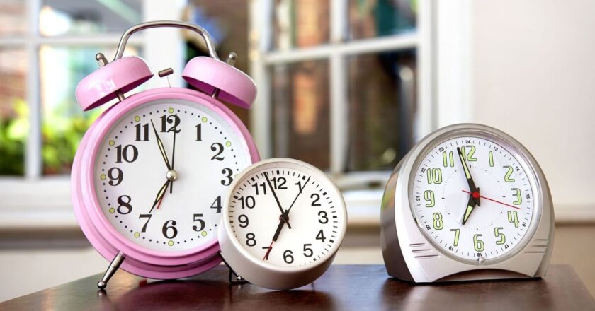 Psychologist simple clock hack that can change your mood