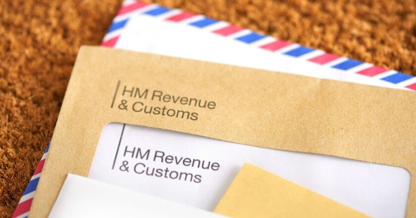 Households lose £700 over HMRC tax code mistake on P60 | Personal Finance | Finance