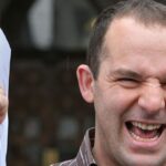 Martin Lewis shares ‘best’ time to buy travel insurance for holidays | UK | News