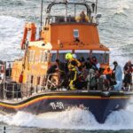 Au moins 60 migrants, dont des femmes et des enfants, présumés morts après deux naufrages au large de la Libye