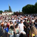 Marche blanche dans « Le Monde », une manifestation silencieuse, transpartisane et digne