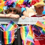 Marche des fiertés : « L’Etat entend peser sur la composition des cortèges en favorisant délibérément la présence de groupes identitaires »