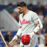Phillies manager pulls Nick Castellanos from lineup under mysterious reason