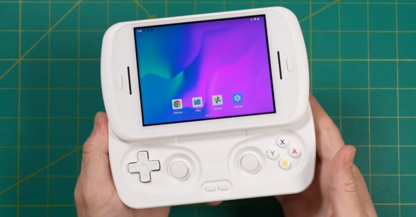 Anbernic’s RG Slide might be too chunky and heavy for your pockets