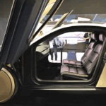 Tesla will officially enter robotaxi industry, facing competition with big names