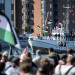 des militants propalestiniens du bateau entament une grève de la faim pour protester contre leur détention en Israël
