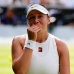 Iga Swiatek hands Amanda Anisimova crushing defeat to win first Wimbledon title