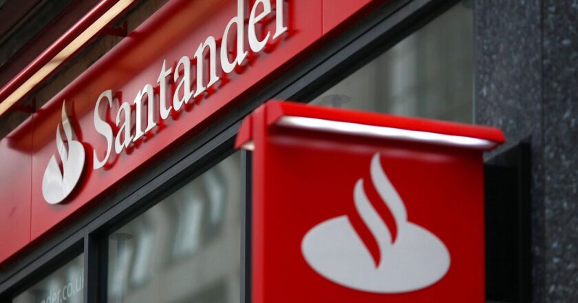 Santander to close 9 bank branches next week – full list of locations and dates | Personal Finance | Finance