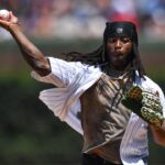 Saints’ Alvin Kamara throws atrocious first pitch at Cubs game, asks for do-over