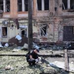 au moins un mort et 82 blessés dans des bombardements russes sur Kharkiv