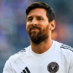 Coldplay kisscam catches Lionel Messi and his wife