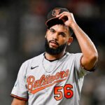 Dominguez walks through tunnel to join Blue Jays after Orioles trade