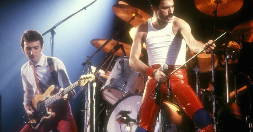 John Deacon was ‘severely traumatised’ by Freddie Mercury’s death | Music | Entertainment