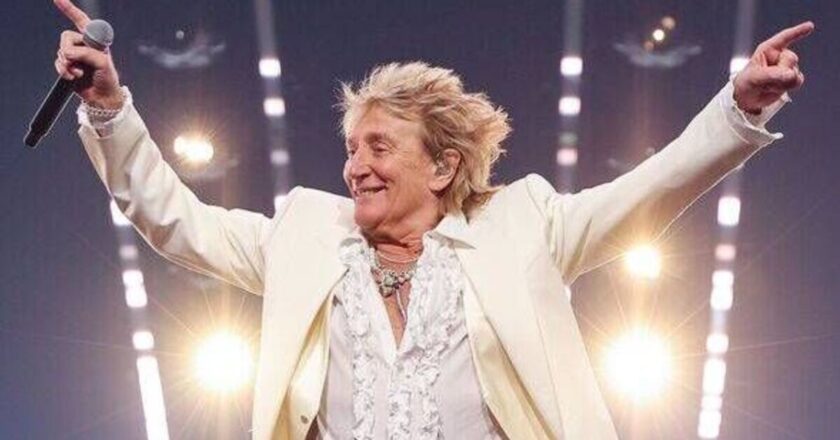 Rod Stewart shares his favourite song of all time and it’s 1956 classic | Music | Entertainment