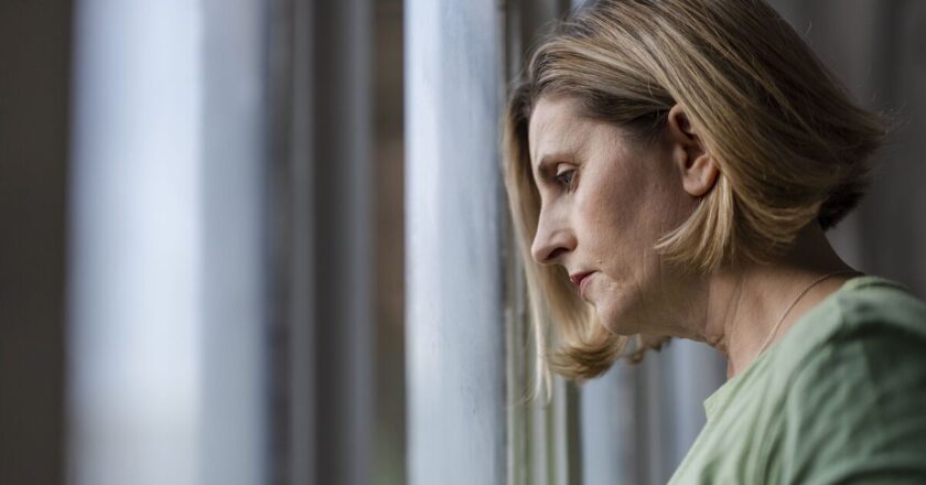 &lsquo;Neighbour&rsquo;s six word question each day is driving me mad&rsquo;