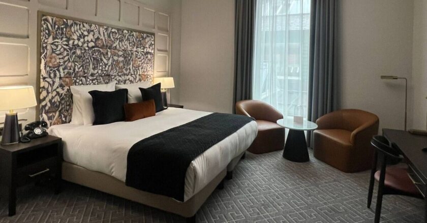 &lsquo;I&rsquo;m a hotel expert and there&rsquo;s simple reason beds are so comfy&rsquo;