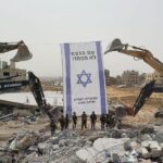 des opérateurs civils de bulldozers recrutés pour « démolir » Gaza