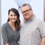 ‘Modern Family’ star Eric Stonestreet weds Lindsay Schweitzer at Kansas City home