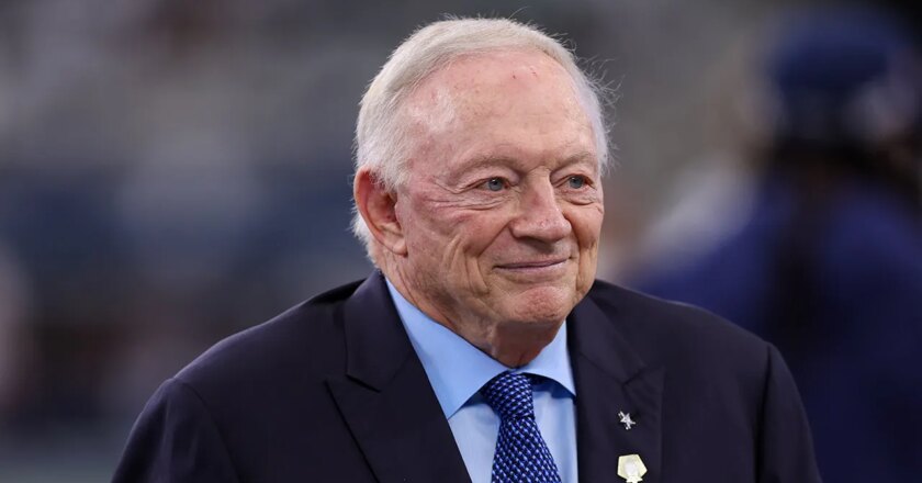 Jerry Jones addresses Cowboys defense without Micah Parsons after Eagles loss