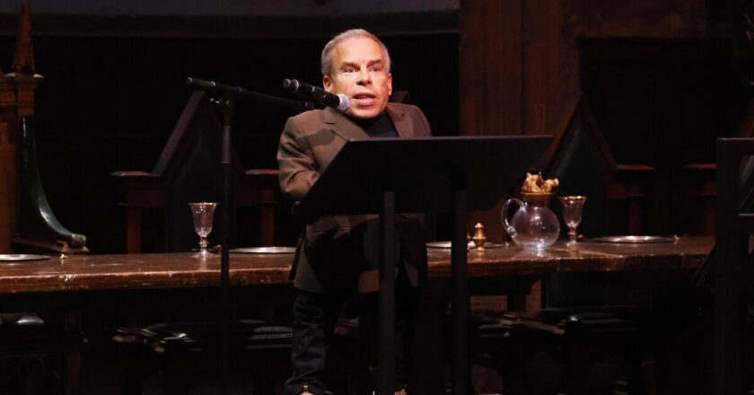 Harry Potter Professor Warwick Davis inspires students at Hogwarts career day | Films | Entertainment