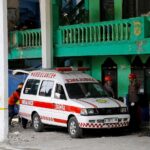 67 morts après l’effondrement d’une école à Java, les normes de construction en question