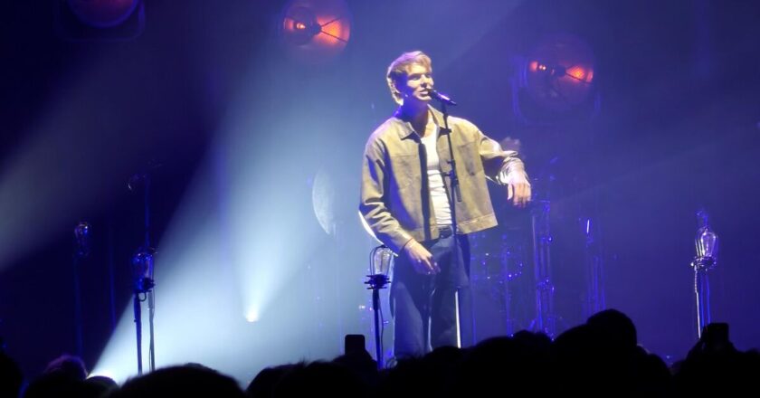 Dan Whitlam fans hang onto his every word in powerful Roundhouse show | Music | Entertainment