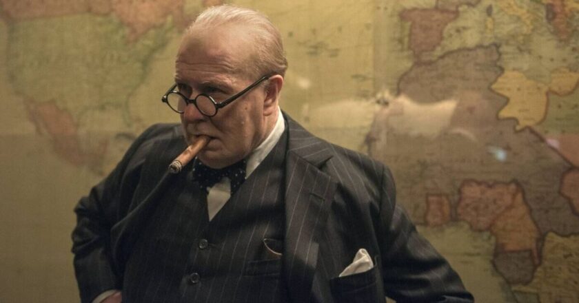 Fans hail war film on ITV tonight with unrecognisable star ‘one of best ever’ | Films | Entertainment