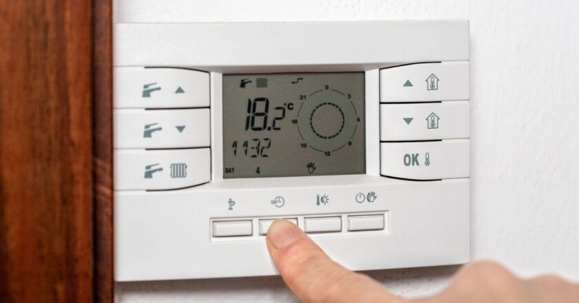‘Correct’ temperature to set thermostat at to heat your home faster