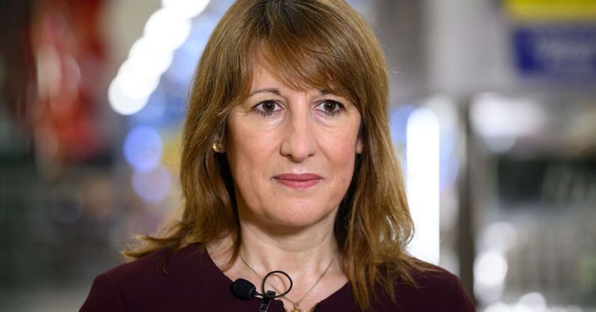 Vital UK industry on the brink as firms face 150,000 job losses and 10,000 closures | UK | News