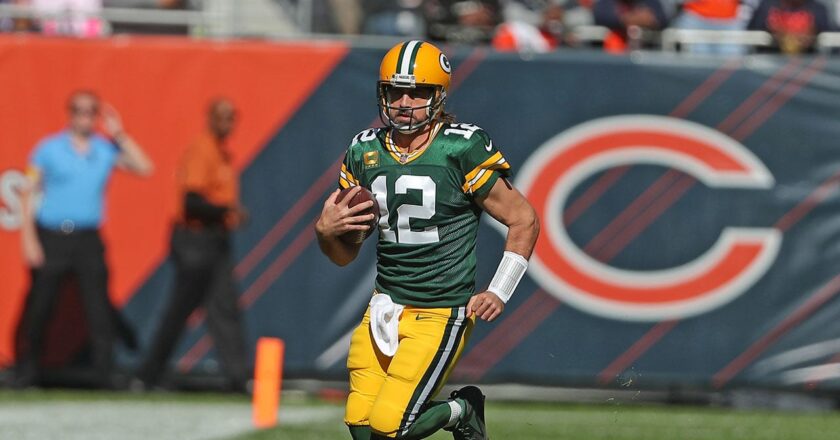Aaron Rodgers ready to put Bears rivalry behind him
